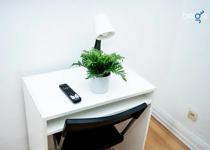 Bege Stillspace 홀즈위케드